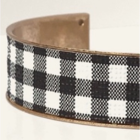 ✌🏼 #1268 Faux Leather Black And White Plaid Cuff Bracelet - Picture 11 of 17